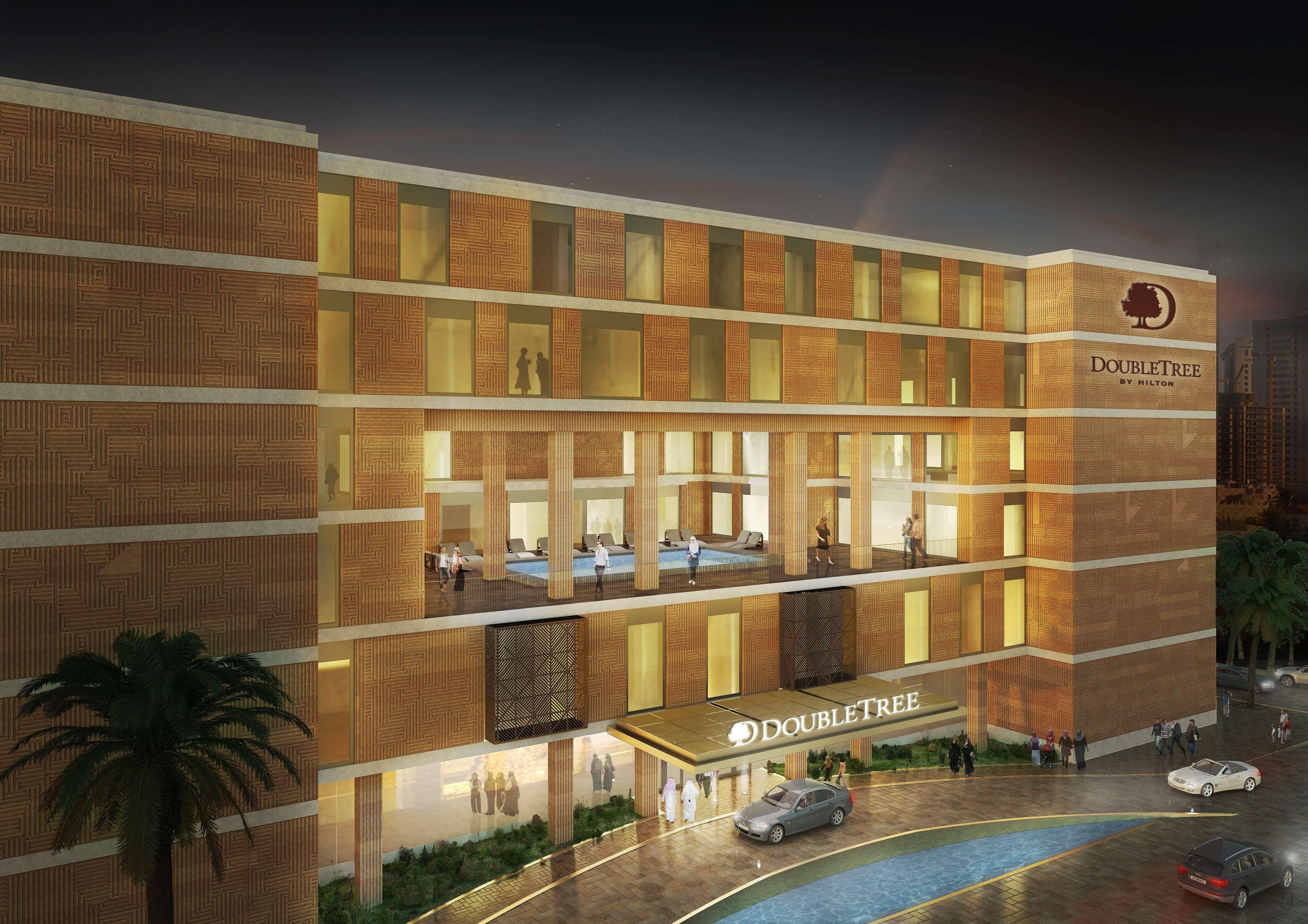 Hotel Doubletree By Hilton Doha - Al Sadd Zewnętrze zdjęcie The hotel's exterior