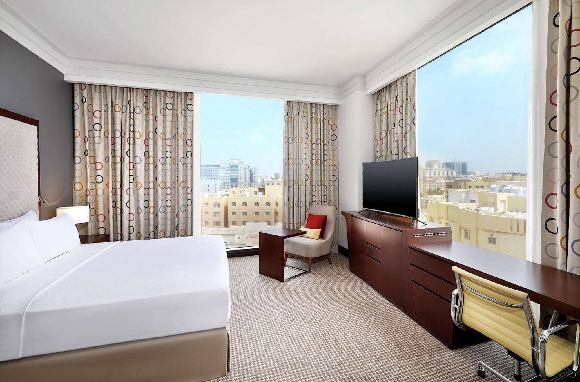 Hotel Doubletree By Hilton Doha - Al Sadd Zewnętrze zdjęcie