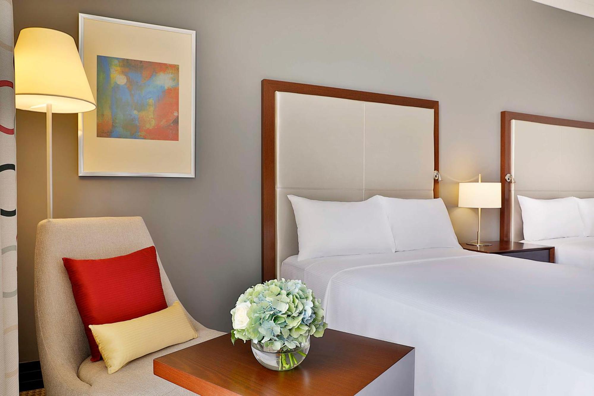 Hotel Doubletree By Hilton Doha - Al Sadd Zewnętrze zdjęcie A guest room at the Hilton San Francisco